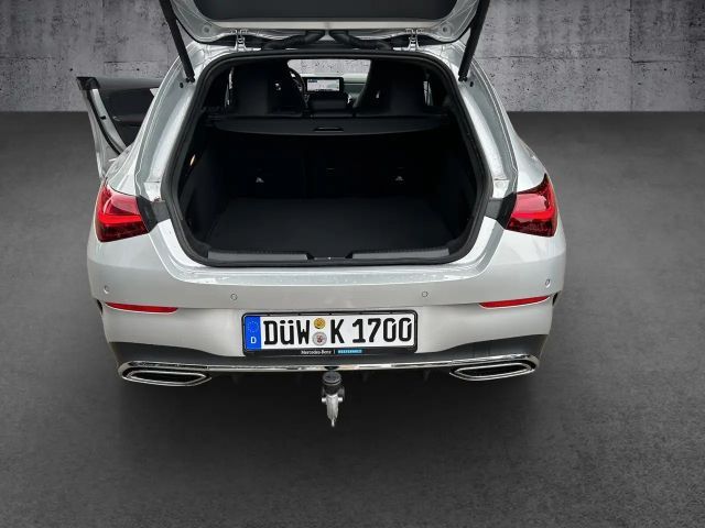 Mercedes-Benz CLA 200 AMG Line Shooting Brake