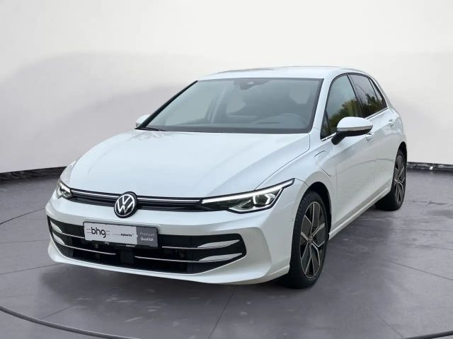 Volkswagen Golf DSG Style eHybrid