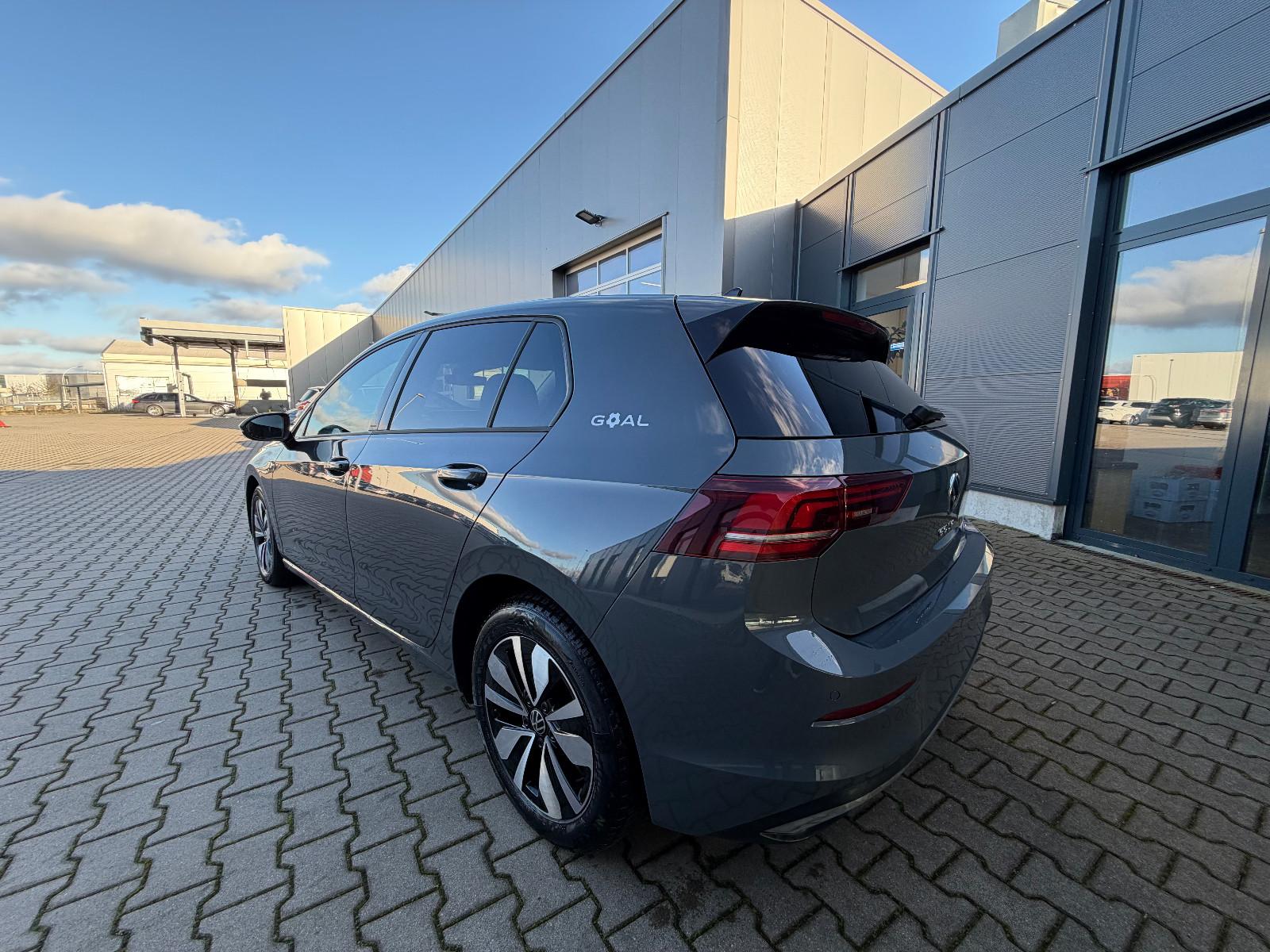 Volkswagen Golf 1.5 eTSI Golf VIII