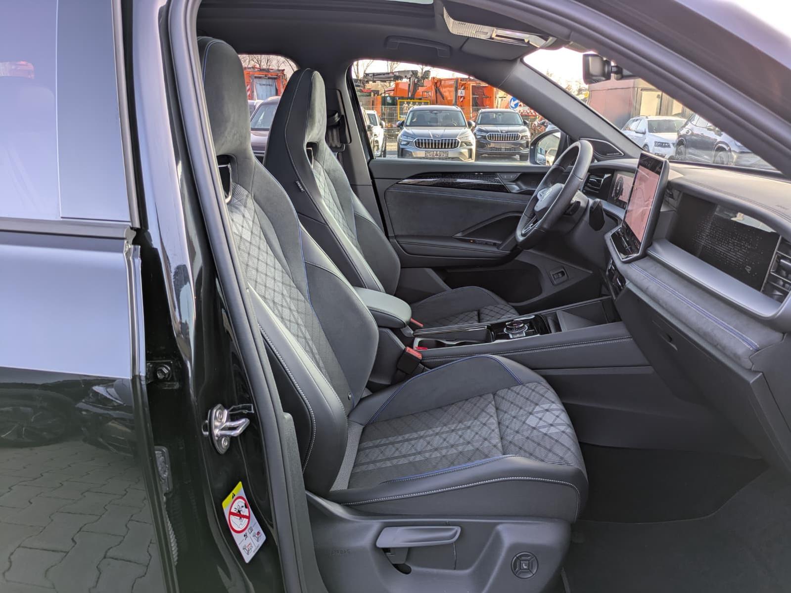 Volkswagen Tayron 2.0 TDI IQ.Drive R-Line