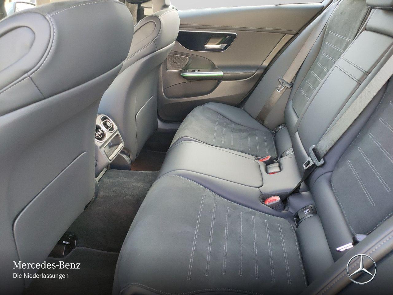 Mercedes-Benz C 200 AMG Line Sedan