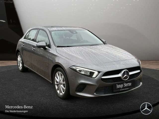 Mercedes-Benz A 250 A 250 e Style