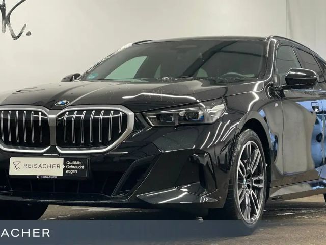 BMW 520 520d M-Sport Touring xDrive
