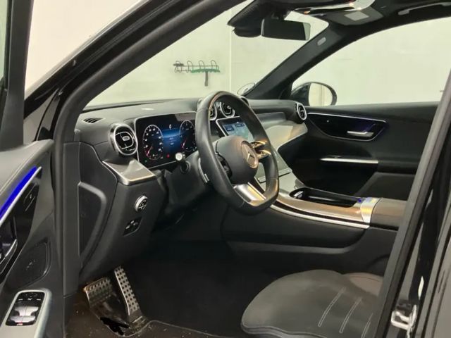 Mercedes-Benz GLC 300 4MATIC AMG Line GLC 300 d