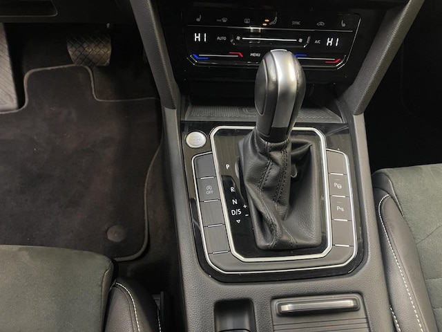 Volkswagen Passat 2.0 TSI BMT R-Line Variant