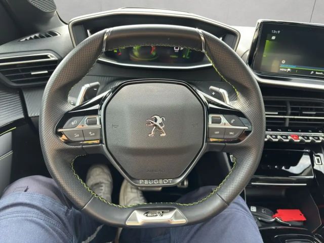 Peugeot 208 EAT8 GT-Line PureTech
