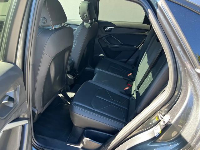 Audi Q3 35 TDI Quattro S-Line S-Tronic