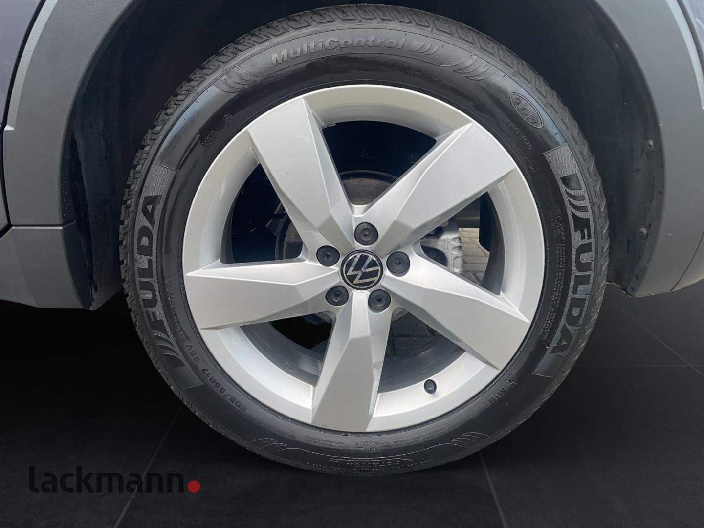 Volkswagen T-Cross R-Line Style