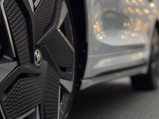 Skoda Enyaq RS Selection Suite