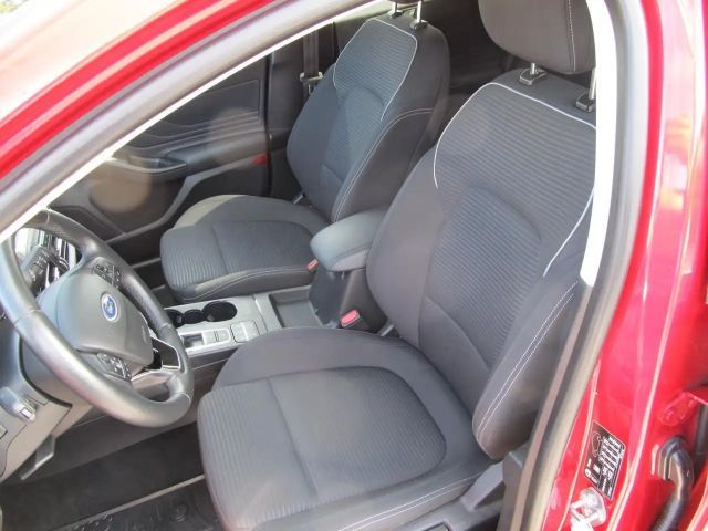 Ford Focus Titanium Wagon