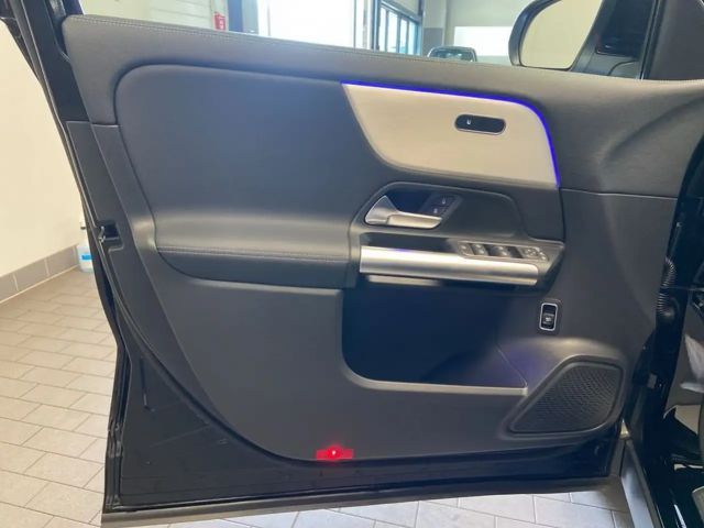 Mercedes-Benz GLA 180 GLA