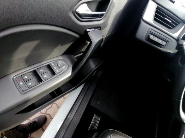 Renault Captur Business Line Hybrid