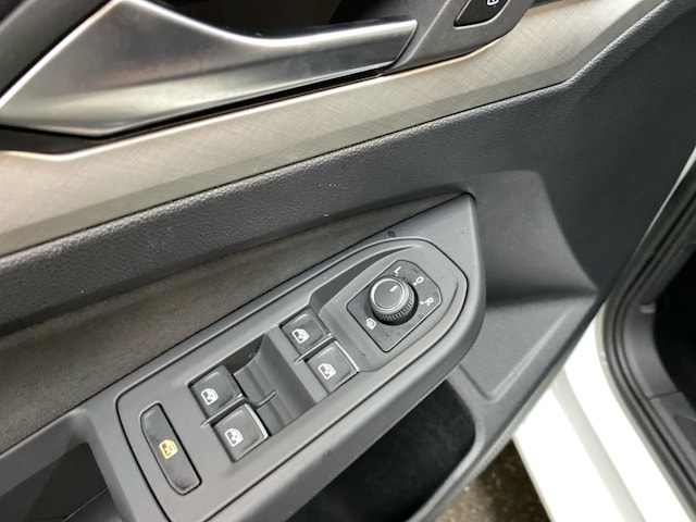 Volkswagen Golf 1.5 TSI Golf VIII Life