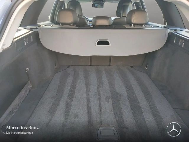 Mercedes-Benz C 220 AVANTGARDE C 220 d Estate