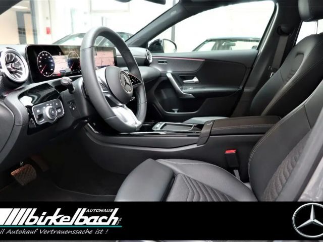 Mercedes-Benz A 200 Progressive