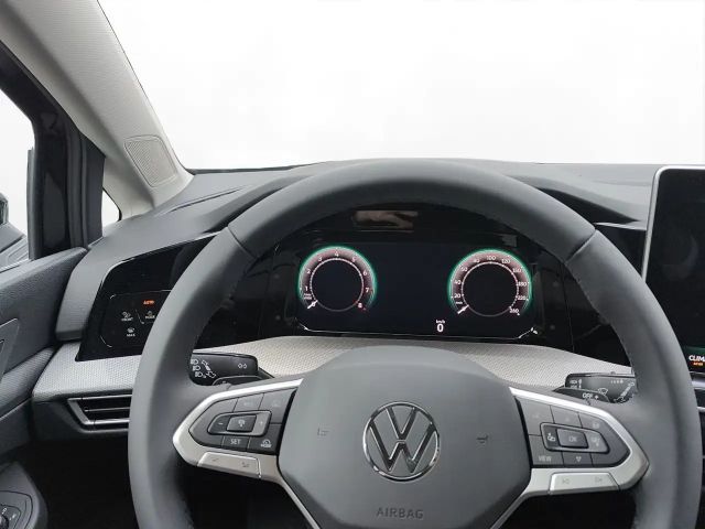 Volkswagen Golf 1.5 eTSI Golf VIII Style