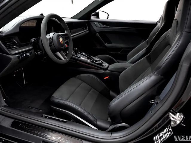 Porsche 992 Carrera Coupé GTS Turbo