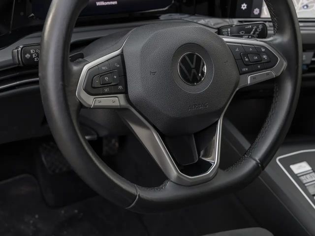 Volkswagen Golf 2.0 TSI DSG Golf VIII Style