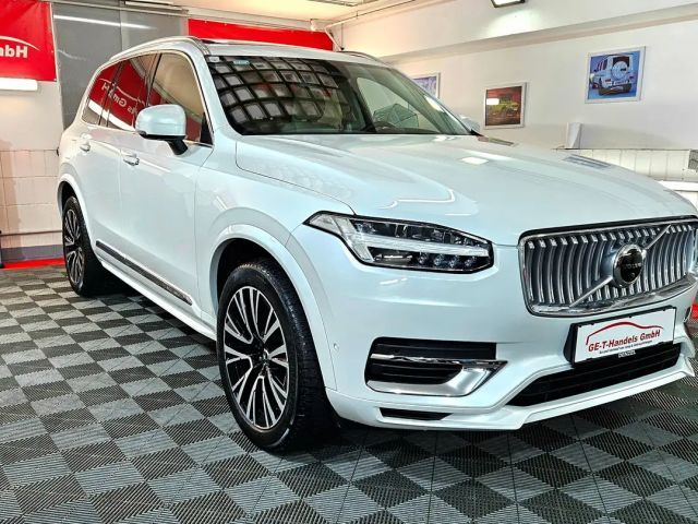 Volvo XC90 AWD T8