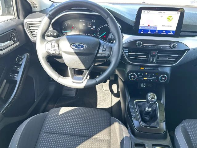 Ford Focus Cool & Connect