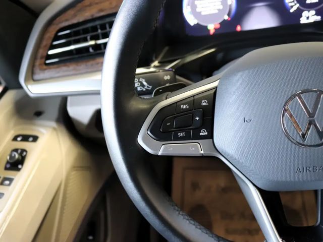 Volkswagen Multivan Style T7