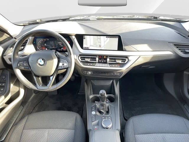 BMW 118 118i Advantage pakket Sedan