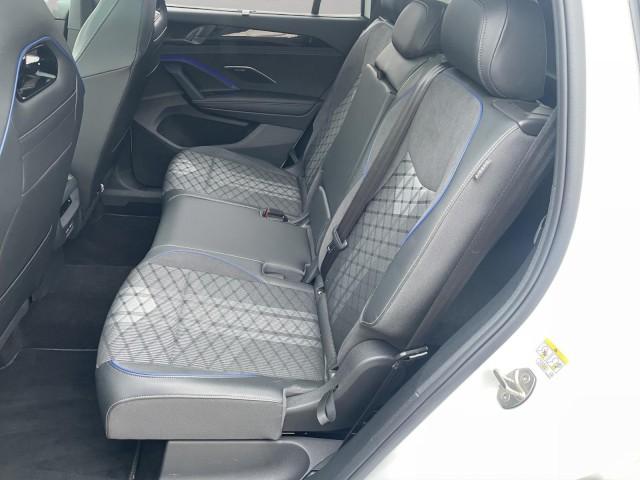 Volkswagen Tayron 2.0 TDI DSG IQ.Drive R-Line Style