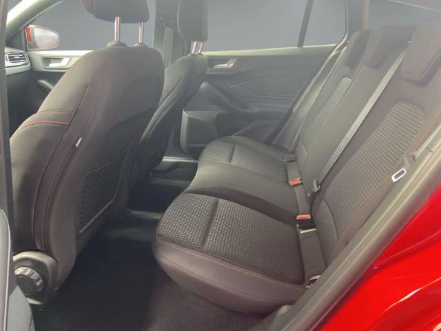 Ford Focus EcoBoost ST Line Wagon