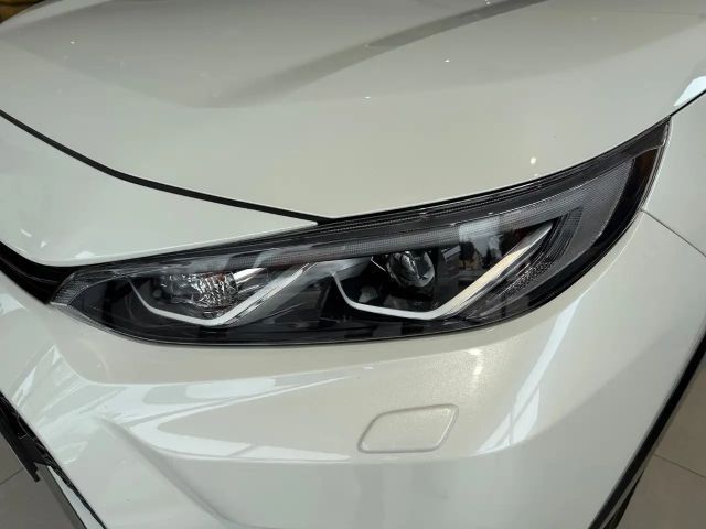 Suzuki Across E-Four Flash