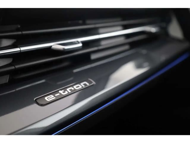 Audi Q4 e-tron S-Line