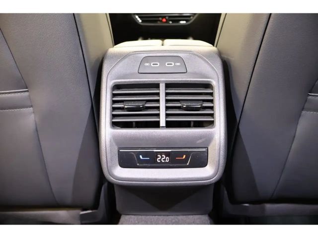 Volkswagen Passat 2.0 TDI DSG R-Line Variant