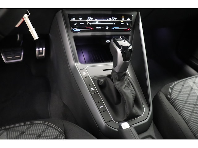Volkswagen Polo Polo R-Line 1.0 TSI DSG #IQ.LIGHT&DRIVE#NAVI#