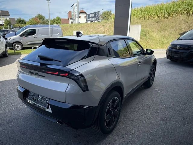 Alfa Romeo Junior Ibrida