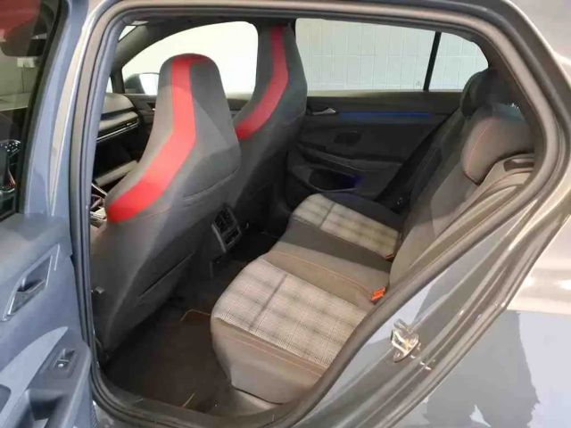 Volkswagen Golf 2.0 TSI GTI