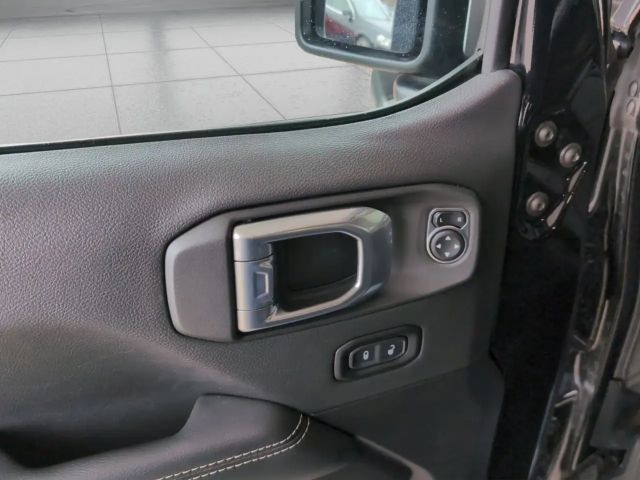 Jeep Wrangler 4x4 Sahara