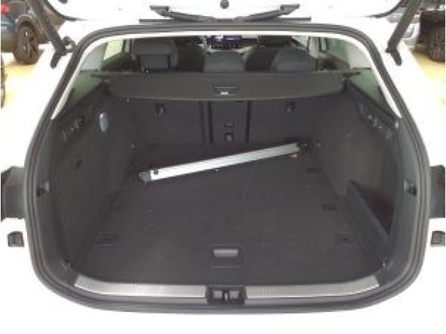 Skoda Superb 2.0 TDI Combi Selection