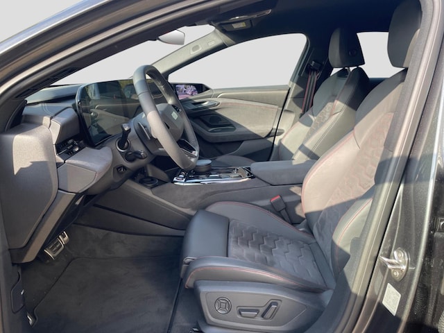 Audi A6 e-tron Avant Quattro