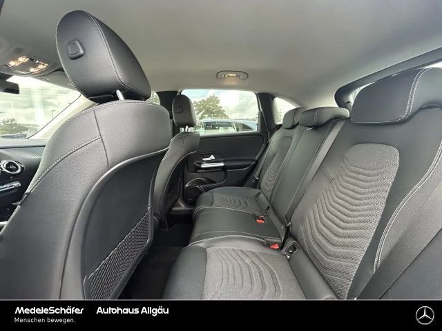 Mercedes-Benz B 200 Progressive