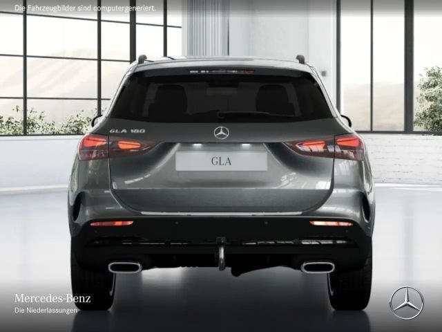 Mercedes-Benz GLA 180 AMG Line