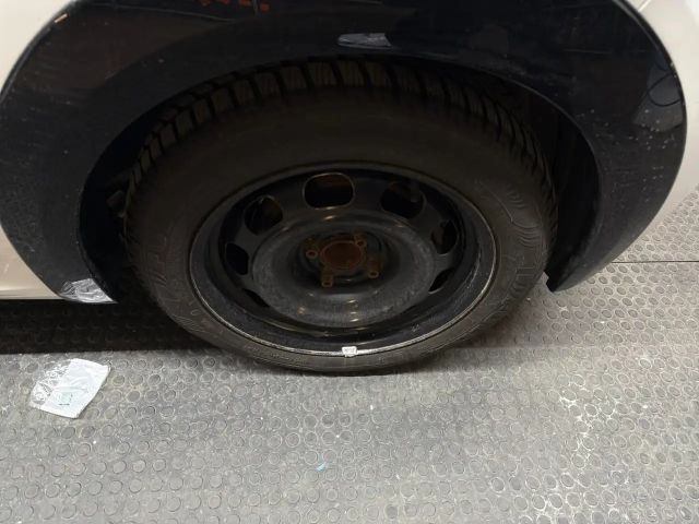 Peugeot E-208 Active Pack