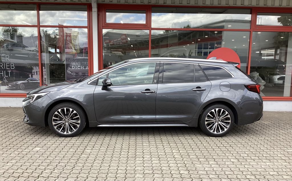 Toyota Corolla Basis Team D Touring