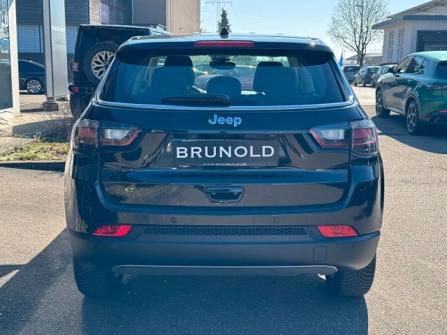 Jeep Compass Altitude Hybrid