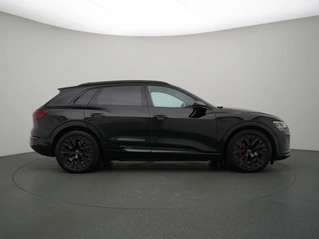 Audi Q8 e-tron LEDER NAVI HUD VIRT CARPLAY SHZ PANO