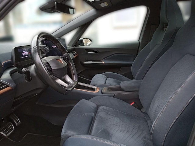 Cupra Born Navi. Rückfahrkamera. Einparkhilfe