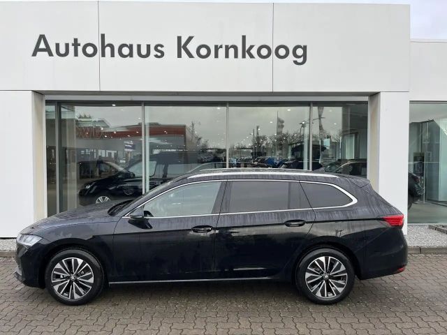 Skoda Superb 2.0 TDI Combi Selection