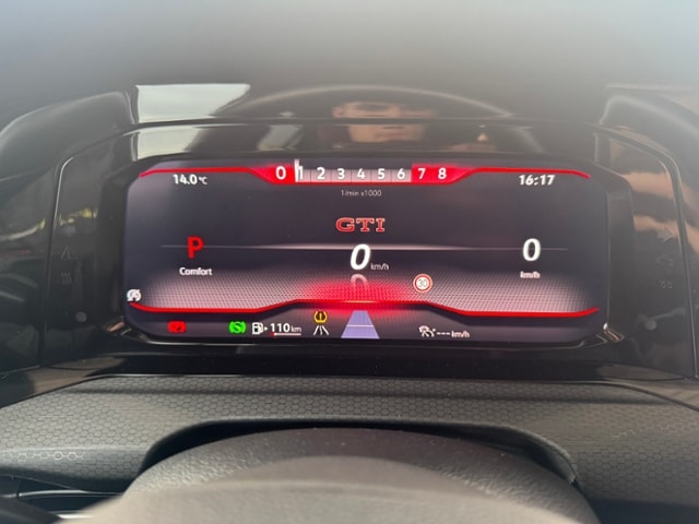Volkswagen Golf 2.0 TSI DSG Golf VIII