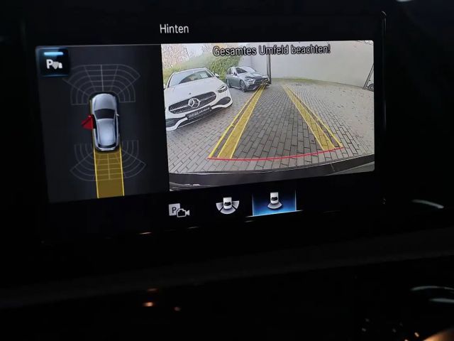 Mercedes-Benz A 250 A 250 e