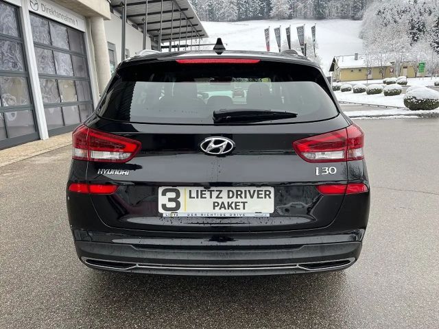 Hyundai i30 CRDi Trend