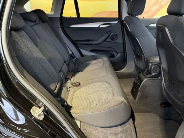 BMW X1 Advantage pakket xDrive