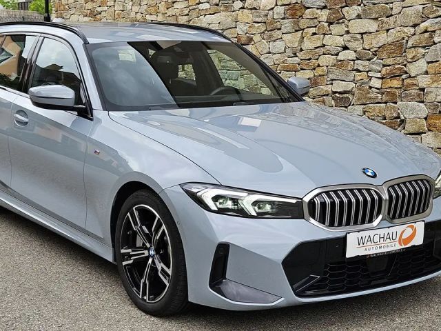 BMW 330 330i Touring xDrive